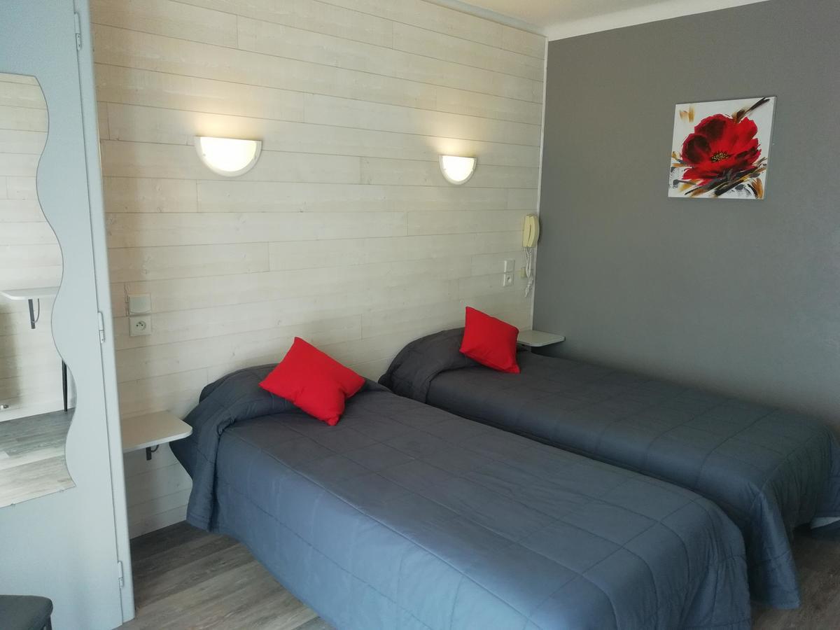 Hotel L'Oustalet Фон-Ромё Экстерьер фото
