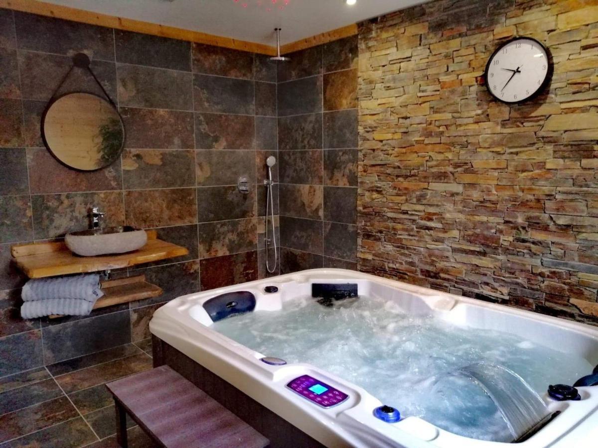 Hotel L'Oustalet Фон-Ромё Экстерьер фото